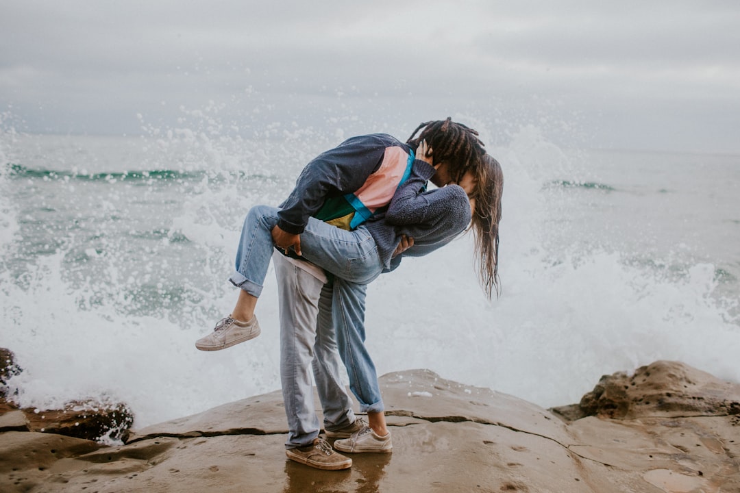 Photo Couple hug